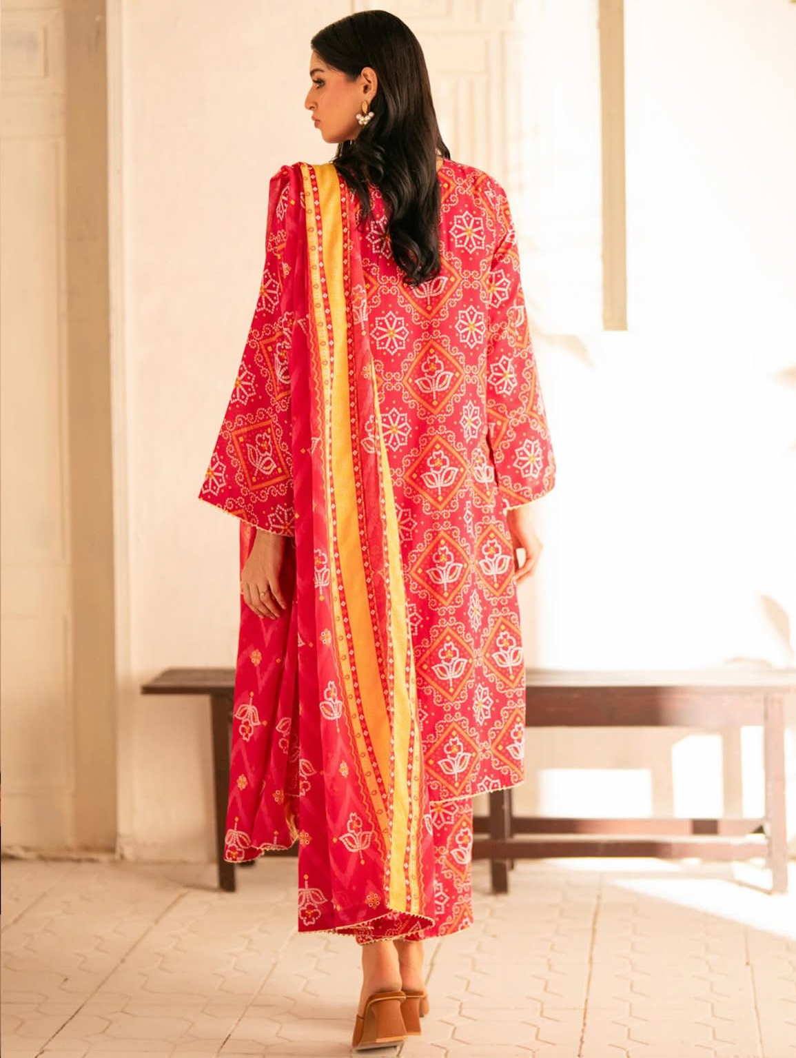 Sapphire ( unstitched 3pc )