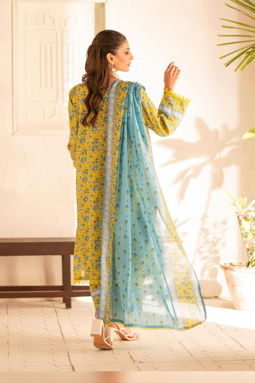 Sapphire ( unstitched 3pc )