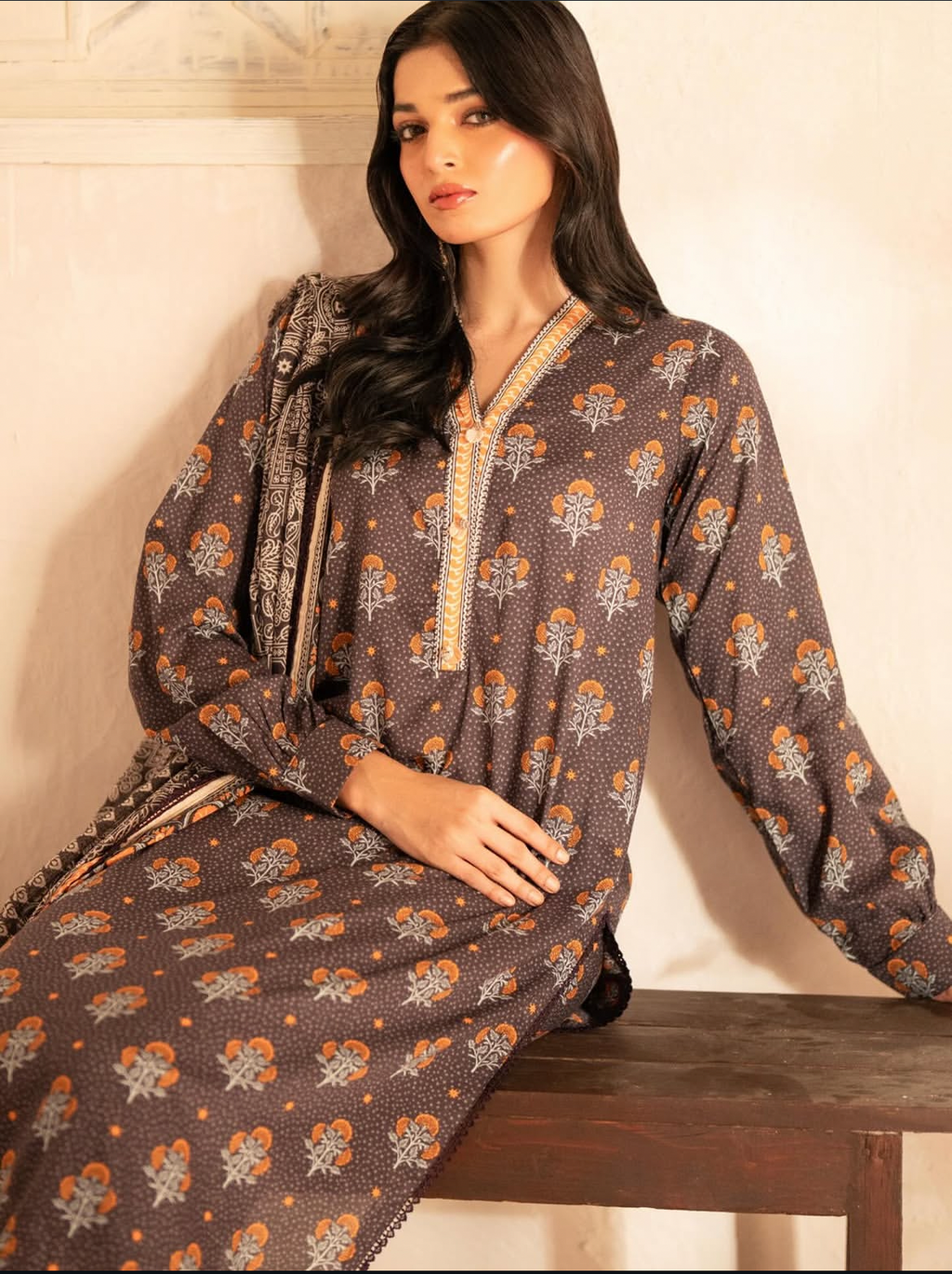 Sapphire (unstitched 3pc )