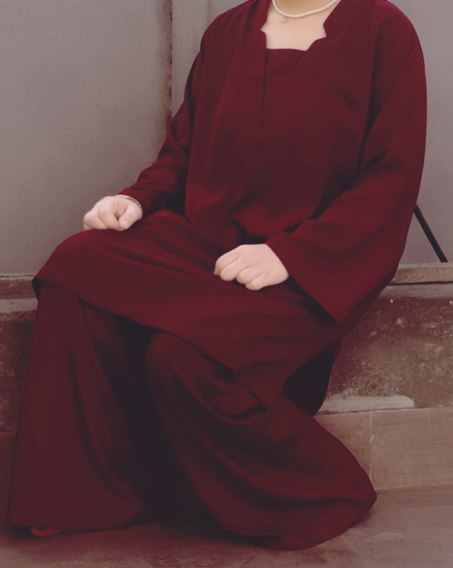 2pc Maroon fit ( side pockets included )